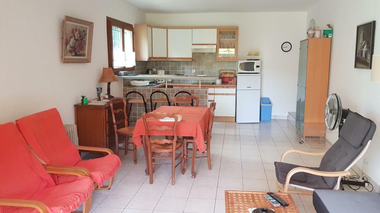 Saint Raphael - Appartement Dans Villa Au Calme A Valescure Y- Prix Inchanges מראה חיצוני תמונה